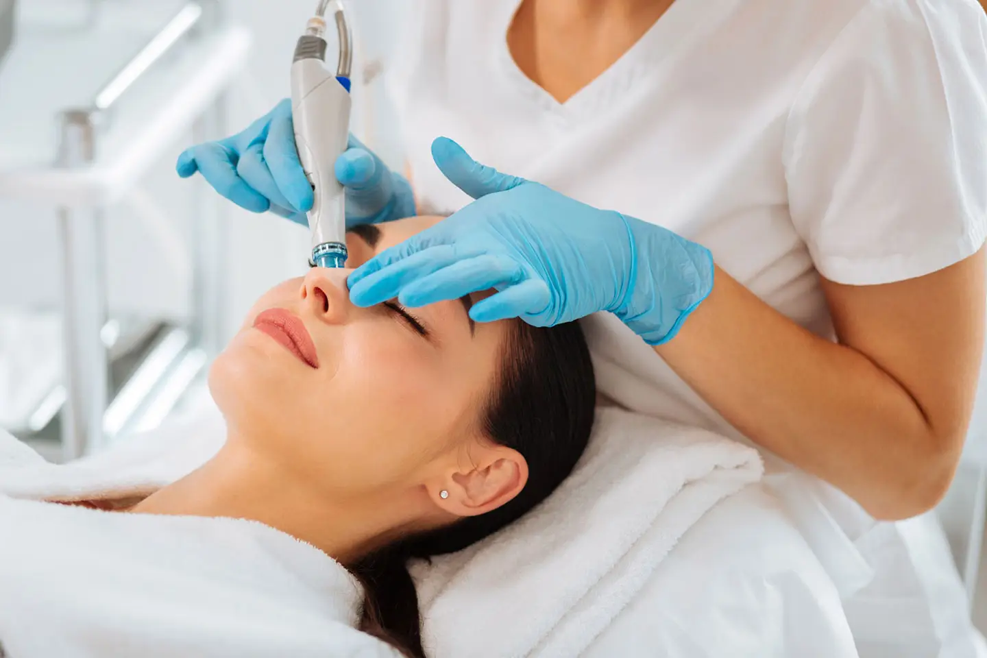 Hydrafacial Cilt Bakımı Hydrafacial Cilt Bakımı